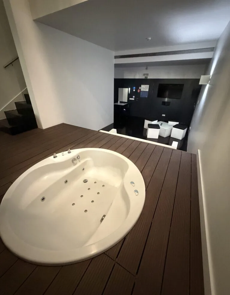 Motel H2ON